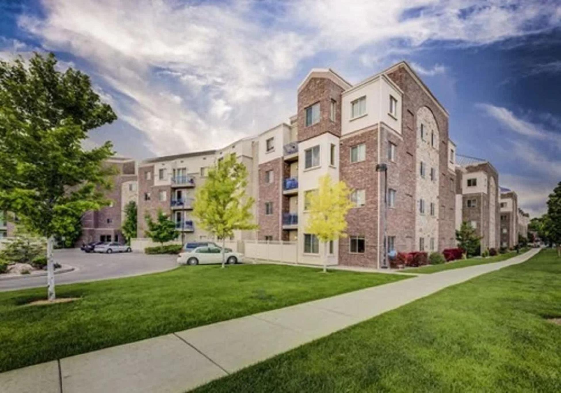 Deluxe Downtown Condo Close To Everything! Salt Lake City Exterior photo