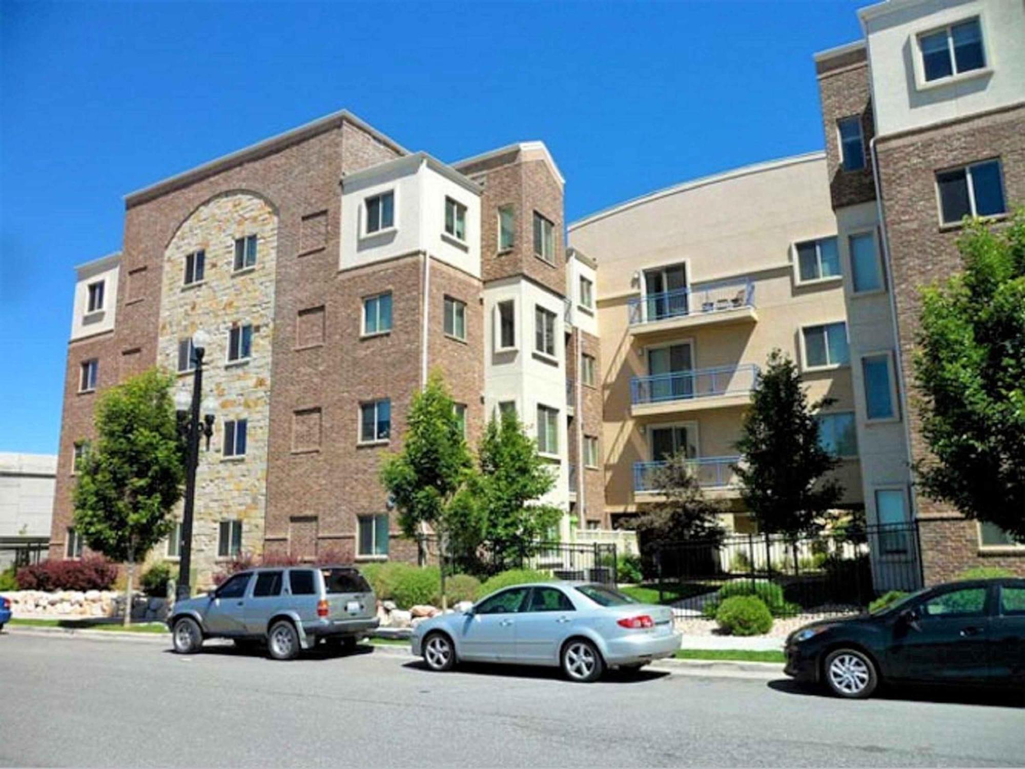 Deluxe Downtown Condo Close To Everything! Salt Lake City Exterior photo